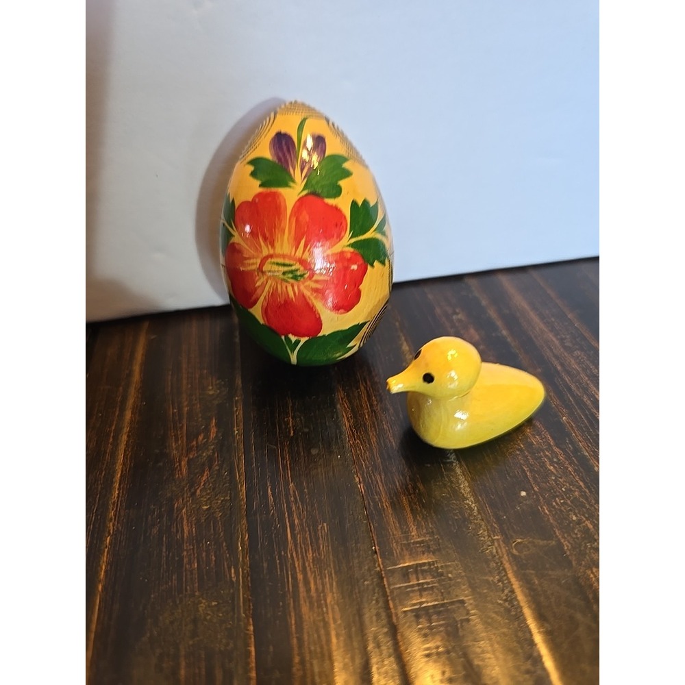 Vtg Russian Soviet wooden Easter egg hand painted chick inside 3"